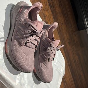 Adidas Ultraboost 22